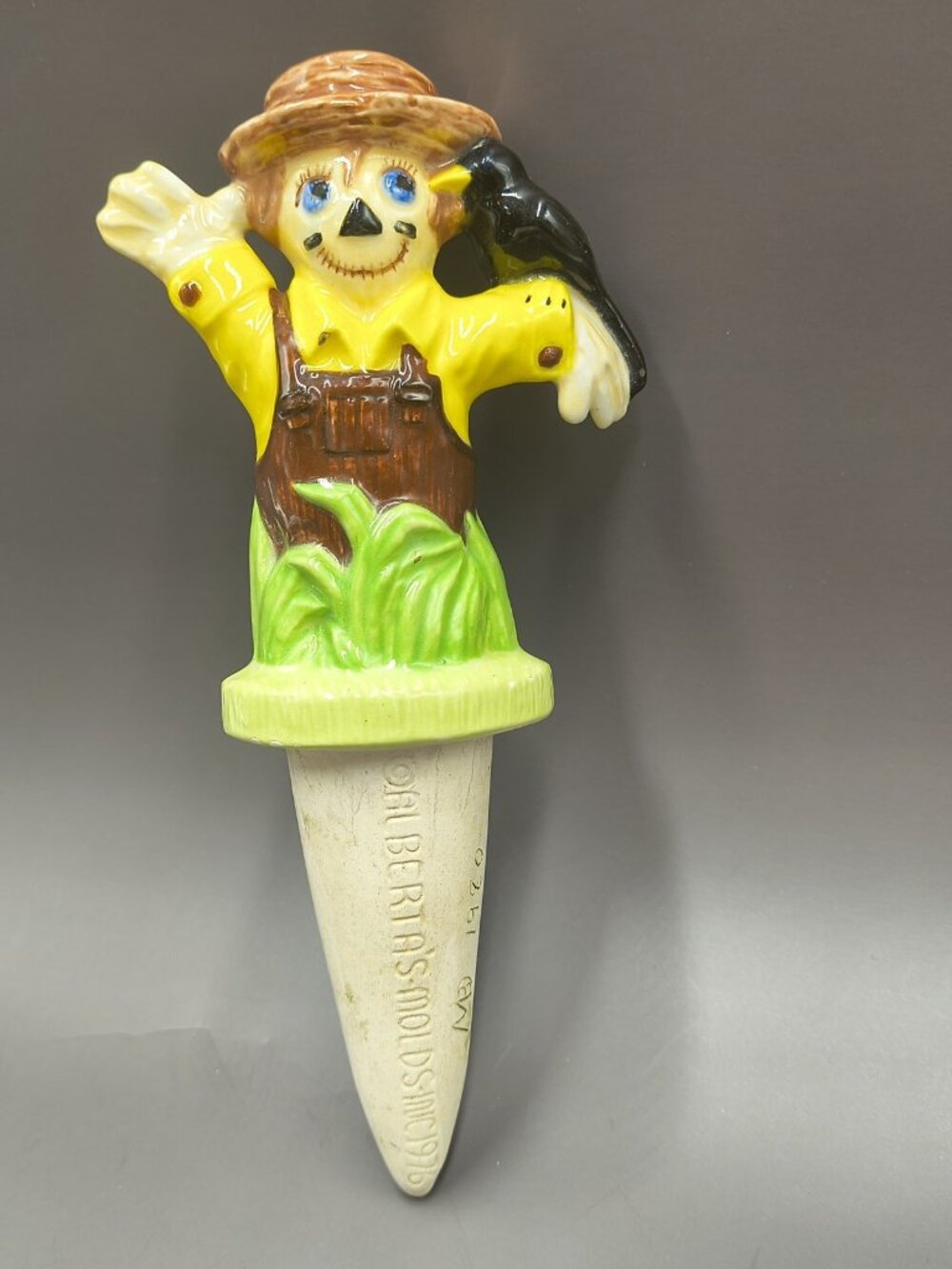 Vintage Ceramic Scarecrow Flower Pot Watering Spike Plant Tender - Albertas Mold